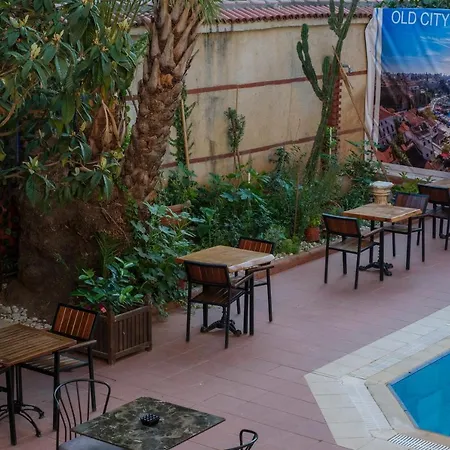 Giges King Boutique Hotel