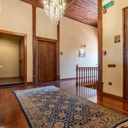 Hotell Giges King Boutique *