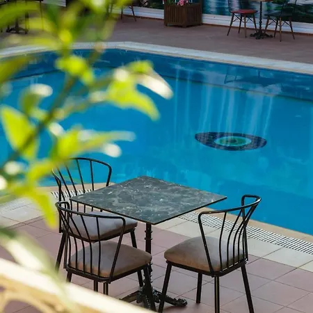 Hotell Giges King Boutique