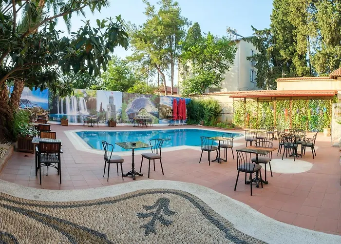 Giges King Boutique Hotel