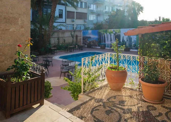 Giges King Boutique Hotel