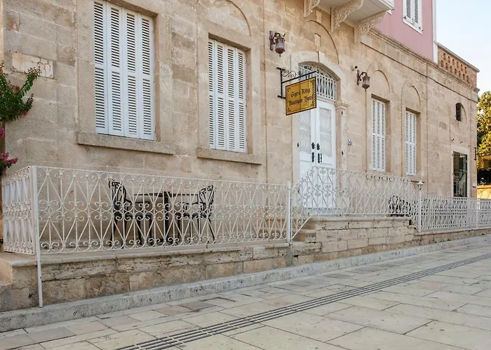 Giges King Boutique Hotel *