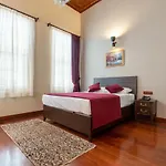 Otel Giges King Boutique
