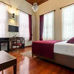 Giges King Boutique Hotel