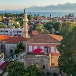 Giges King Boutique Hotel