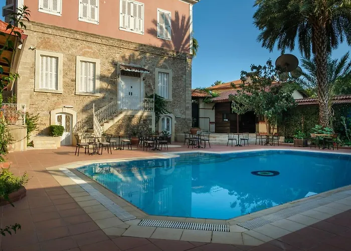 Hotel Giges King Boutique