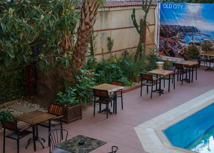 Giges King Boutique Hotel